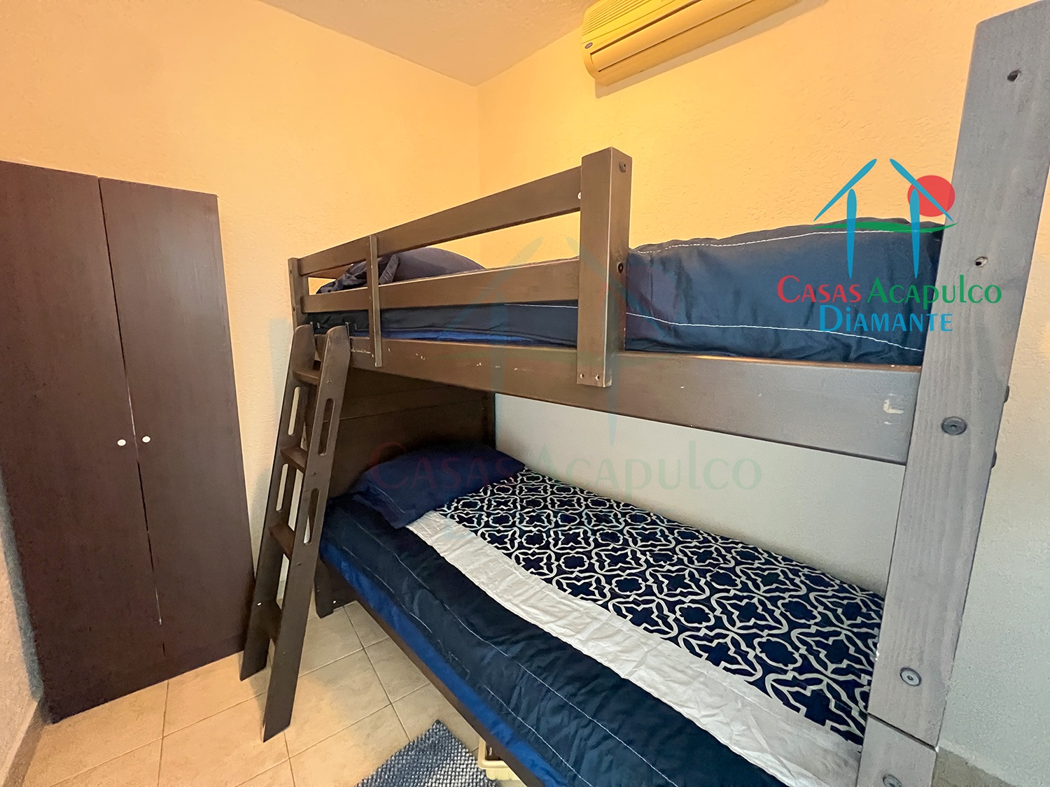 Dos Soles T3 402 - Cuarto de servicio 1